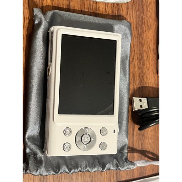 Digital Camera 4K White Photography Vlogging Influencer Travel - Picture 9 of 16